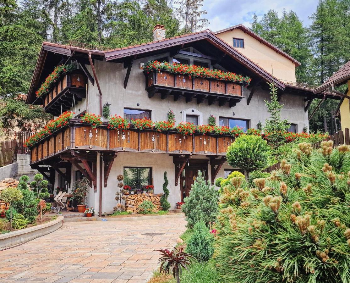 Amor Tirol Busteni (Adults Only) Екстериор снимка