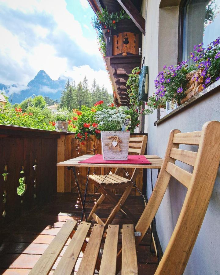 Amor Tirol Busteni (Adults Only) Екстериор снимка